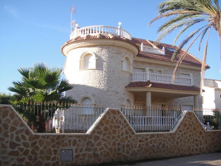 Chalet Muy Cerca De La Playa Con Piscina Privada Dehesa de Campoamor  Extérieur photo